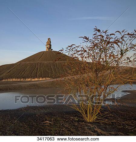 Halde Rheinelbe, Gelsenkirchen, Ruhrgebiet, Germany, Europe View Large Photo Image Stock Image - Halde Rheinelbe, Gelsenkirchen, Ruhrgebiet, Germany, Europe . Fotosearch