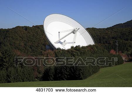 Radioteleskop Effelsberg, North Rhine-Westphalia, Germany, Europe View Large Photo Image Stock Image - Radioteleskop Effelsberg, North Rhine-Westphalia, Germany, Europe . Fotosearch