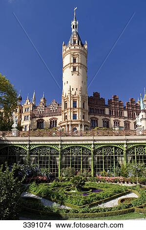 Picture - Schwerin Castle with orangery, Schwerin, Mecklenburg-Western Pomerania, Germany . Fotosearch