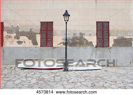Picture - Seafront, Port d'Alcudia, Mallorca, Spain, Europe . Fotosearch