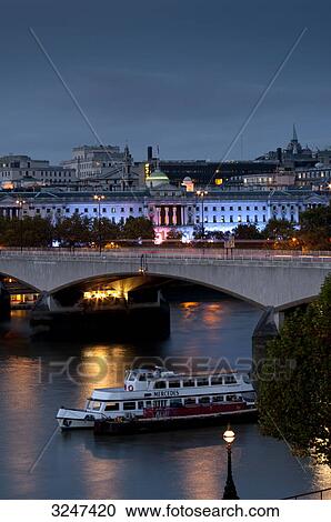 Waterloo Bridge and Somerset House, London, Great Britain View Large Photo Image Stock Image - Waterloo Bridge and Somerset House, London, Great Britain . Fotosearch
