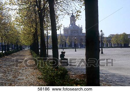 Garden in front of palace during autumn, Aranjuez, Madrid, Spain View Large Photo Image Stock Photograph - Garden in front of palace during autumn, Aranjuez, Madrid, Spain . Fotosearch