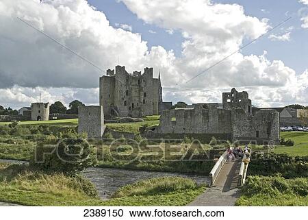 Old ruins of castle at waterfront, River Boyne, Boyne Valley, County Meath, Leinster, Ireland View Large Photo Image Stock Image - Old ruins of castle at waterfront, River Boyne, Boyne Valley, County Meath, Leinster, Ireland . Fotosearch