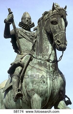 Statue of King Philip III, Plaza Mayor, Madrid, Spain View Large Photo Image Picture - Statue of King Philip III, Plaza Mayor, Madrid, Spain . Fotosearch