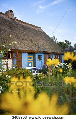 Stock Image - Farmhouse in Warthe, Lieper Winkel, Usedom, Germany . Fotosearch