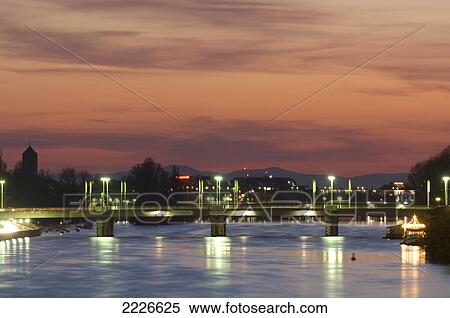 Thomas-Heuss-Bruecke View Large Photo Image Stock Photography - Thomas-Heuss-Bruecke . Fotosearch