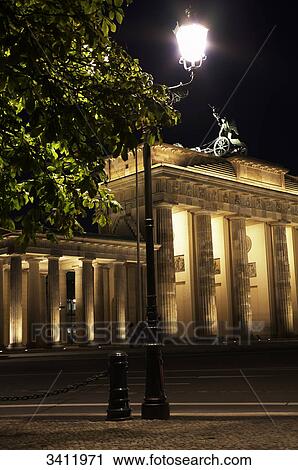 Brandenburger Tor at night, Berlin, Germany, Europe View Large Photo Image Stock Image - Brandenburger Tor at night, Berlin, Germany, Europe . Fotosearch