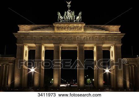 Brandenburger Tor at night, Berlin, Germany, Europe View Large Photo Image Stock Image - Brandenburger Tor at night, Berlin, Germany, Europe . Fotosearch