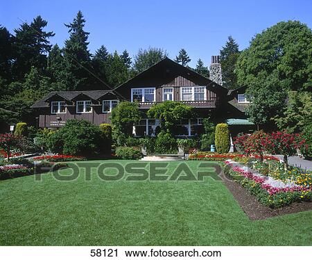 Stock Image - Building in park, Vancouver, British Columbia, Canada . Fotosearch