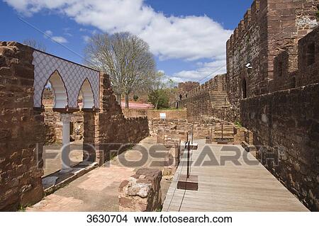 Moorish castle, Silves, Algarve, Portugal View Large Photo Image Picture - Moorish castle, Silves, Algarve, Portugal . Fotosearch