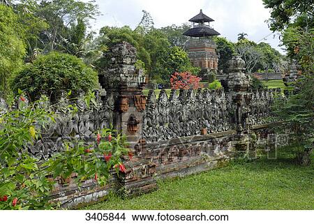 Picture - Pura Taman Ayun Temple, Bali, Indonesia, Asia . Fotosearch
