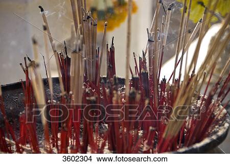 Picture - Oblation at the monument for King Naresuan, Mueang Ngai, Thailand, close-up . Fotosearch