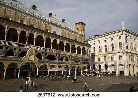 Palace in city, Piazza Delle Erbe, Palazzo Della Ragione, Padua, Veneto, Italy View Large Photo Image Stock Image - Palace in city, Piazza Delle Erbe, Palazzo Della Ragione, Padua, Veneto, Italy . Fotosearch