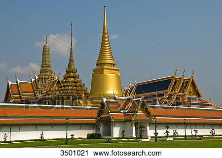 Phra Sri Rattana Chedi in King's Palace Wat Phra Kaeo, Bangkok, Thailand View Large Photo Image Stock Image - Phra Sri Rattana Chedi in King's Palace Wat Phra Kaeo, Bangkok, Thailand . Fotosearch