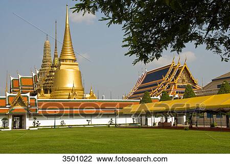 Phra Sri Rattana Chedi in King's Palace Wat Phra Kaeo, Bangkok, Thailand View Large Photo Image Stock Image - Phra Sri Rattana Chedi in King's Palace Wat Phra Kaeo, Bangkok, Thailand . Fotosearch
