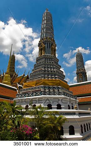 Prang in King's Palace Wat Phra Kaeo, Bangkok, Thailand View Large Photo Image Stock Image - Prang in King's Palace Wat Phra Kaeo, Bangkok, Thailand . Fotosearch