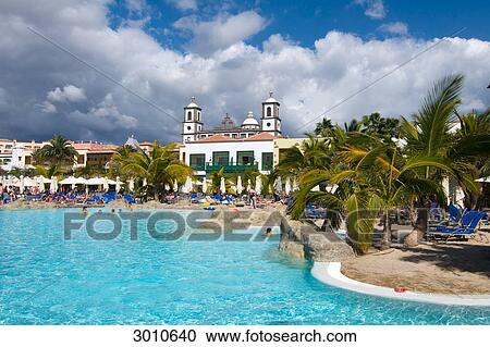 Stock Image - Swimming Pool of the Gran Hotel Lopesan Villa del Conde, Gran Canaria, Canary Islands, Spain . Fotosearch