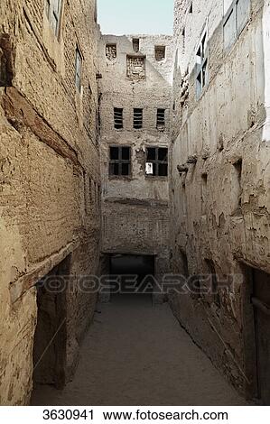 Stock Image - Old town Al-Qasr, Dakhla Oasis, Libyan Desert, Egypt . Fotosearch