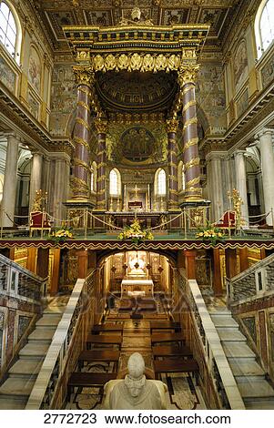 Stock Image - Popes altar in church, Santa Maria Maggiore, Piazza Santa Maria, Rome, Lazio, Italy . Fotosearch