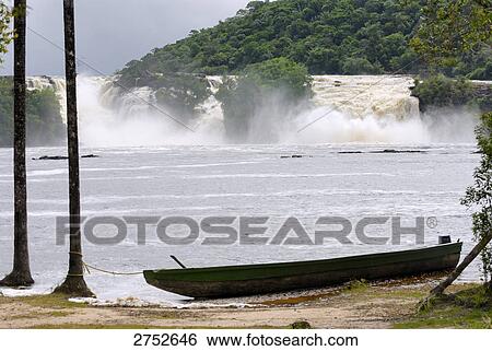 Stock Photograph - Waterfalls in forest, Salto Wadaima, Salto Ucaima, Canaima National Park, La Gran Sabana, Venezuela . Fotosearch