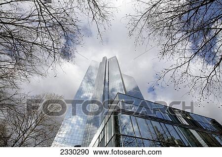 Niedrige Winkelsicht Von Bank Gebaude Deutsche Bank