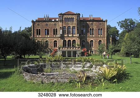 Stock Photo - Ancient well in the palace garden of Neu Barenaue Castle, Bramsche, Germany . Fotosearch