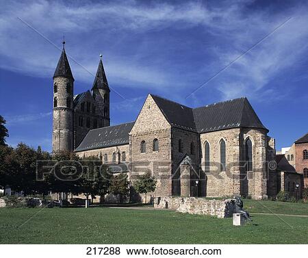 Stock Photo - Lawn besides cathedral . Fotosearch