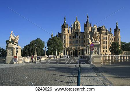 Stock Photograph - Schwerin Castle and castle bridge, Schwerin, Germany . Fotosearch