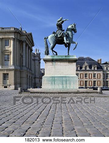 Statue in palace courtyard, Versailles, Paris, France View Large Photo Image Stock Image - Statue in palace courtyard, Versailles, Paris, France . Fotosearch