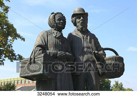 Picture - Statues on a fountain, Quakenbrueck, Germany, low angle view . Fotosearch