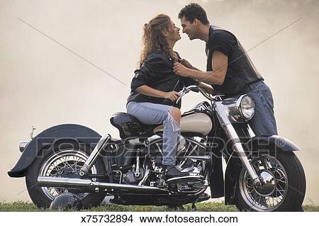 Frau sucht mann motorrad