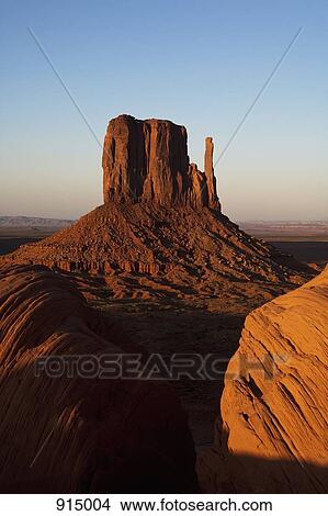 Picture - East Mitten Butte, Monument Valley Navajo Tribal Park, Monument Valley, Arizona, USA. Fotosearch