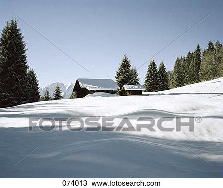 A farmhouse in the snow View Large Photo Image Stock Image - A farmhouse in the snow. Fotosearch