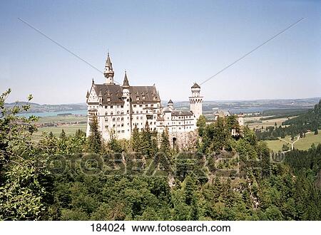 Picture - View of Neuschwanstein Castle, Bavaria, Germany. Fotosearch