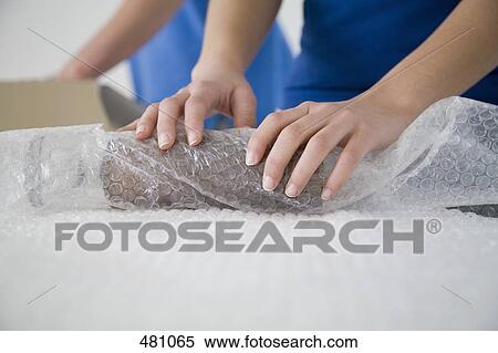 Packing up and moving house View Large Photo Image Stock Photography - Packing up and moving house. Fotosearch