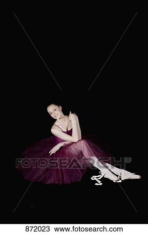 A ballet dancer posing gracefully View Large Photo Image Stock Image - A ballet dancer posing gracefully. Fotosearch