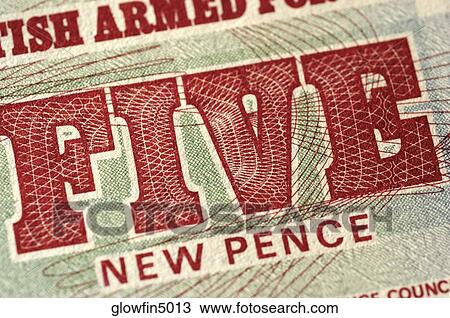 Stock Image - Five Pence bank note, extreme close-up. Fotosearch