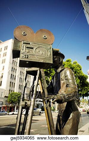 Side profile of the statue of a filmmaker, Los Angeles, California, USA View Large Photo Image Stock Photography - Side profile of the statue of a filmmaker, Los Angeles, California, USA. Fotosearch