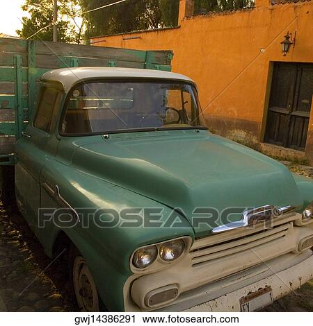 Close-up of a semi-truck parked in front of a house, Mexico View Large Photo Image Stock Image - Close-up of a semi-truck parked in front of a house, Mexico. Fotosearch
