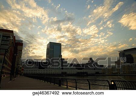Silhouette of a building at dusk, New York City, New York State, USA View Large Photo Image Stock Image - Silhouette of a building at dusk, New York City, New York State, USA. Fotosearch