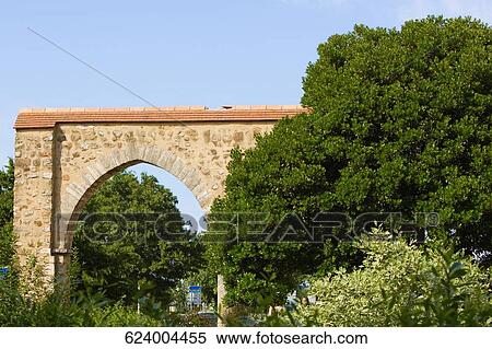 Archway of a garden, Le Mans, Sarthe, Pays-de-la-Loire, France View Large Photo Image Stock Photography - Archway of a garden, Le Mans, Sarthe, Pays-de-la-Loire, France. Fotosearch