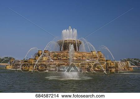 Fountain in a park, Buckingham Fountain, Grant Park, Chicago, Illinois, USA View Large Photo Image Picture - Fountain in a park, Buckingham Fountain, Grant Park, Chicago, Illinois, USA. Fotosearch