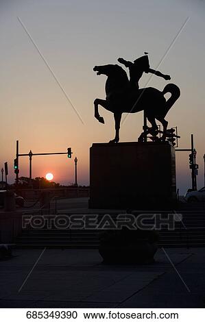 Silhouette of a statue, Grant Park, Chicago, Illinois, USA View Large Photo Image Stock Image - Silhouette of a statue, Grant Park, Chicago, Illinois, USA. Fotosearch