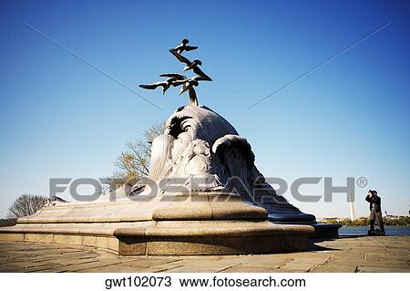 Tourist taking a photograph of a sculpture, Navy and Marine Memorial, Virginia, USA View Large Photo Image Stock Image - Tourist taking a photograph of a sculpture, Navy and Marine Memorial, Virginia, USA. Fotosearch