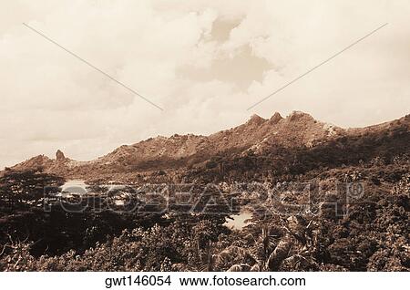 River in front of a mountain range, Hawaii, USA View Large Photo Image Picture - River in front of a mountain range, Hawaii, USA. Fotosearch