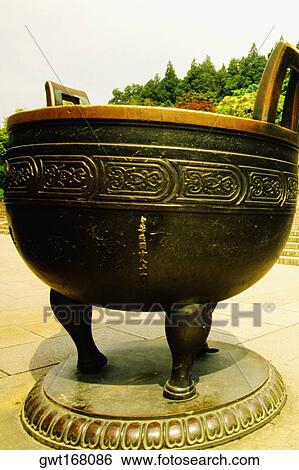 Close-up of a decorative urn at a mausoleum, Sun Yat-Sen Mausoleum, Nanjing, Jiangsu Province, China View Large Photo Image Stock Photograph - Close-up of a decorative urn at a mausoleum, Sun Yat-Sen Mausoleum, Nanjing, Jiangsu Province, China. Fotosearch
