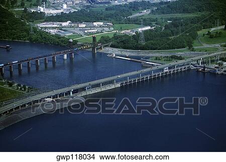 Picture - Chickamauga hydroelectric dam, Tennessee, USA. Fotosearch