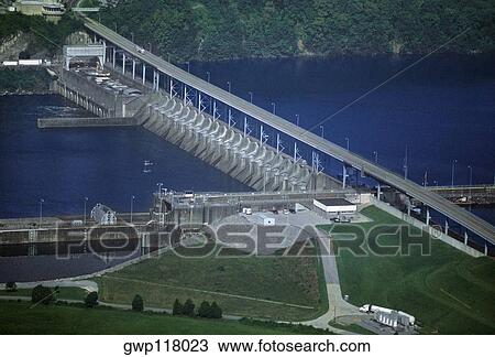 Watts Bar hydroelectric dam, Tennessee, USA View Large Photo Image Stock Image - Watts Bar hydroelectric dam, Tennessee, USA. Fotosearch