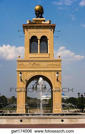 Low angle view of a monument, Altamonte Springs, Orlando, Florida, USA View Large Photo Image Stock Photograph - Low angle view of a monument, Altamonte Springs, Orlando, Florida, USA. Fotosearch