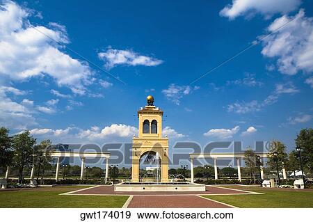 Structure in a park, Altamonte Springs, Orlando, Florida, USA View Large Photo Image Stock Photo - Structure in a park, Altamonte Springs, Orlando, Florida, USA. Fotosearch